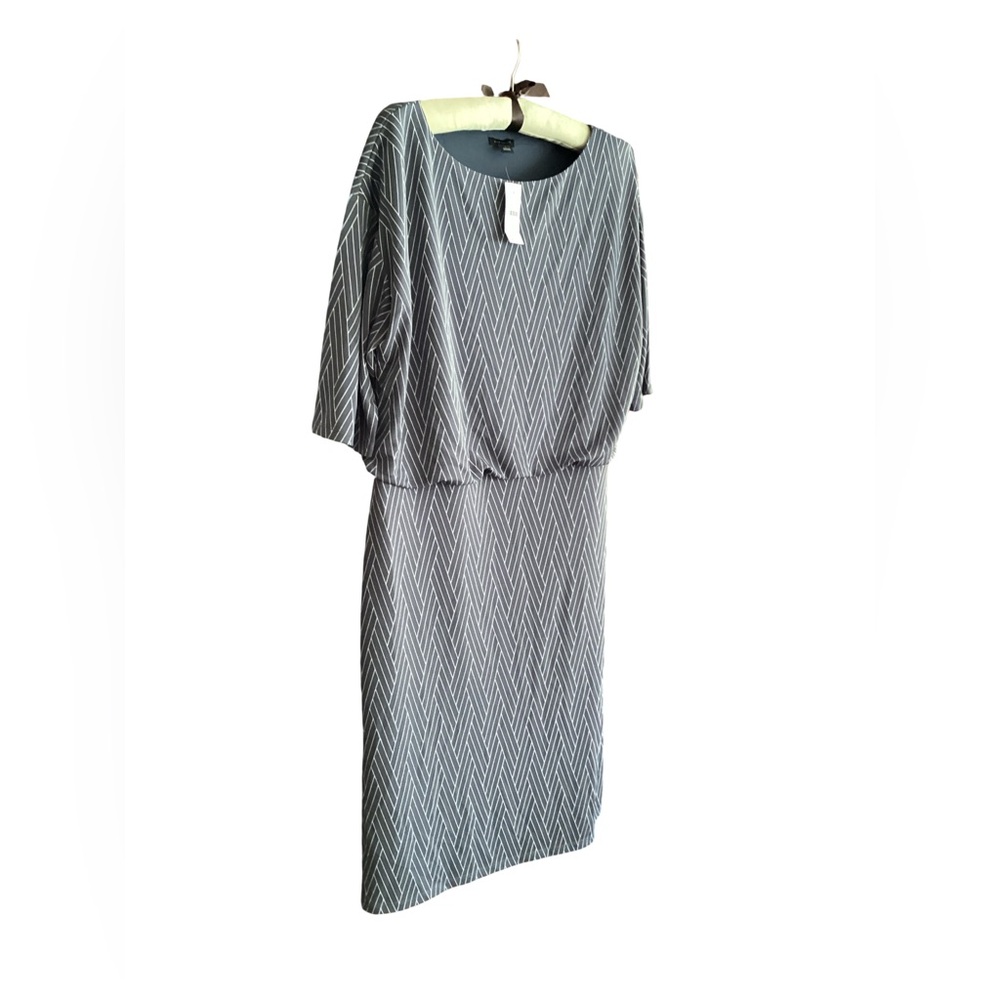 🚨 NWT Ann Taylor Gray and White Short Sleeve Dress Size Large - Picture 3 of 7